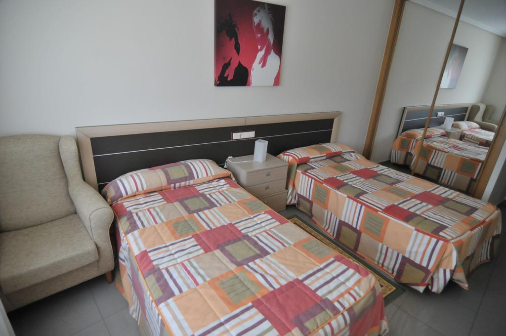 Apartamentos Turisticos Vilagarcia- Rio Ulla Vilagarcia de Arousa Zimmer foto