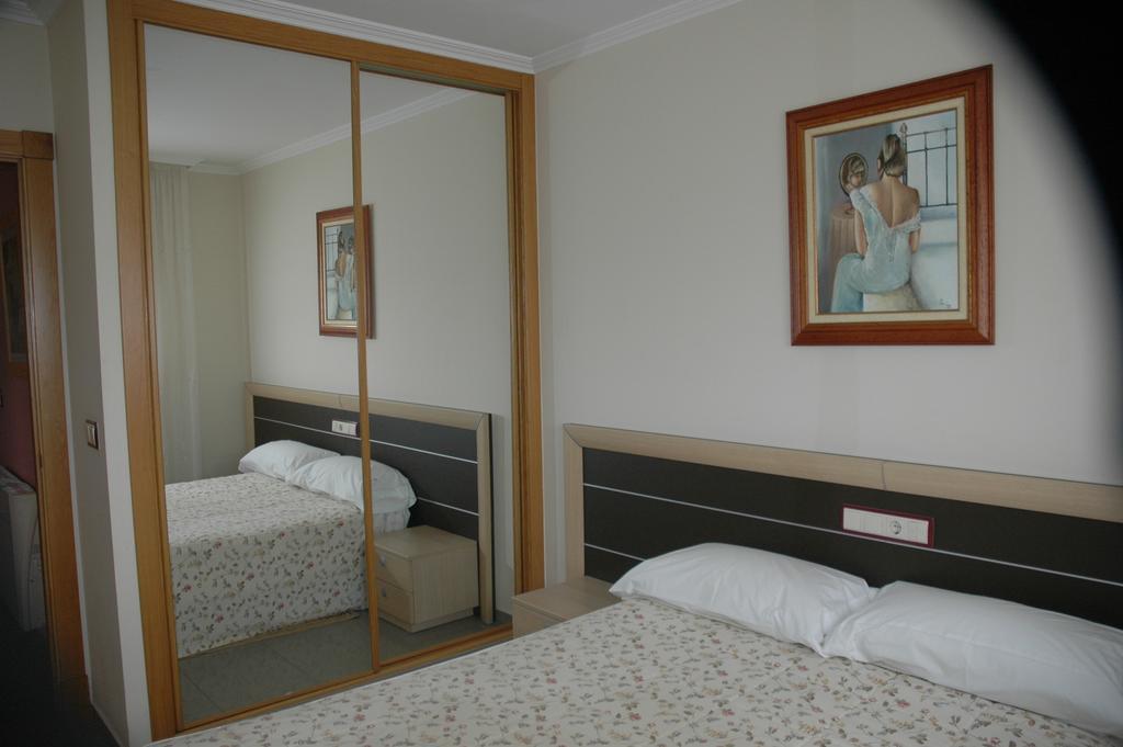 Apartamentos Turisticos Vilagarcia- Rio Ulla Vilagarcia de Arousa Zimmer foto